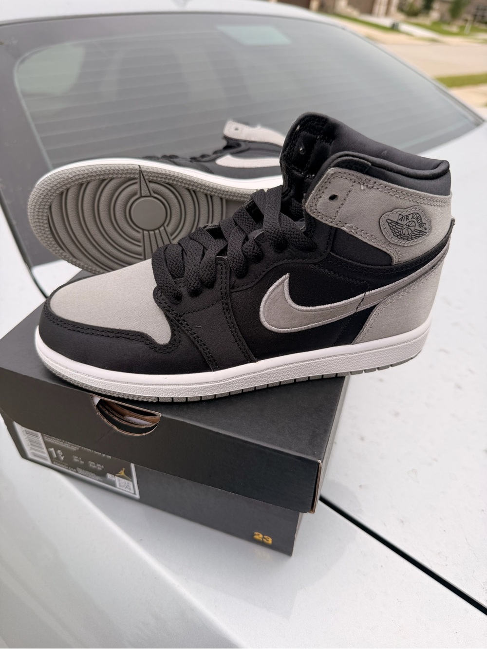Jordan Kids' Air 1 Mid - Black & Gray